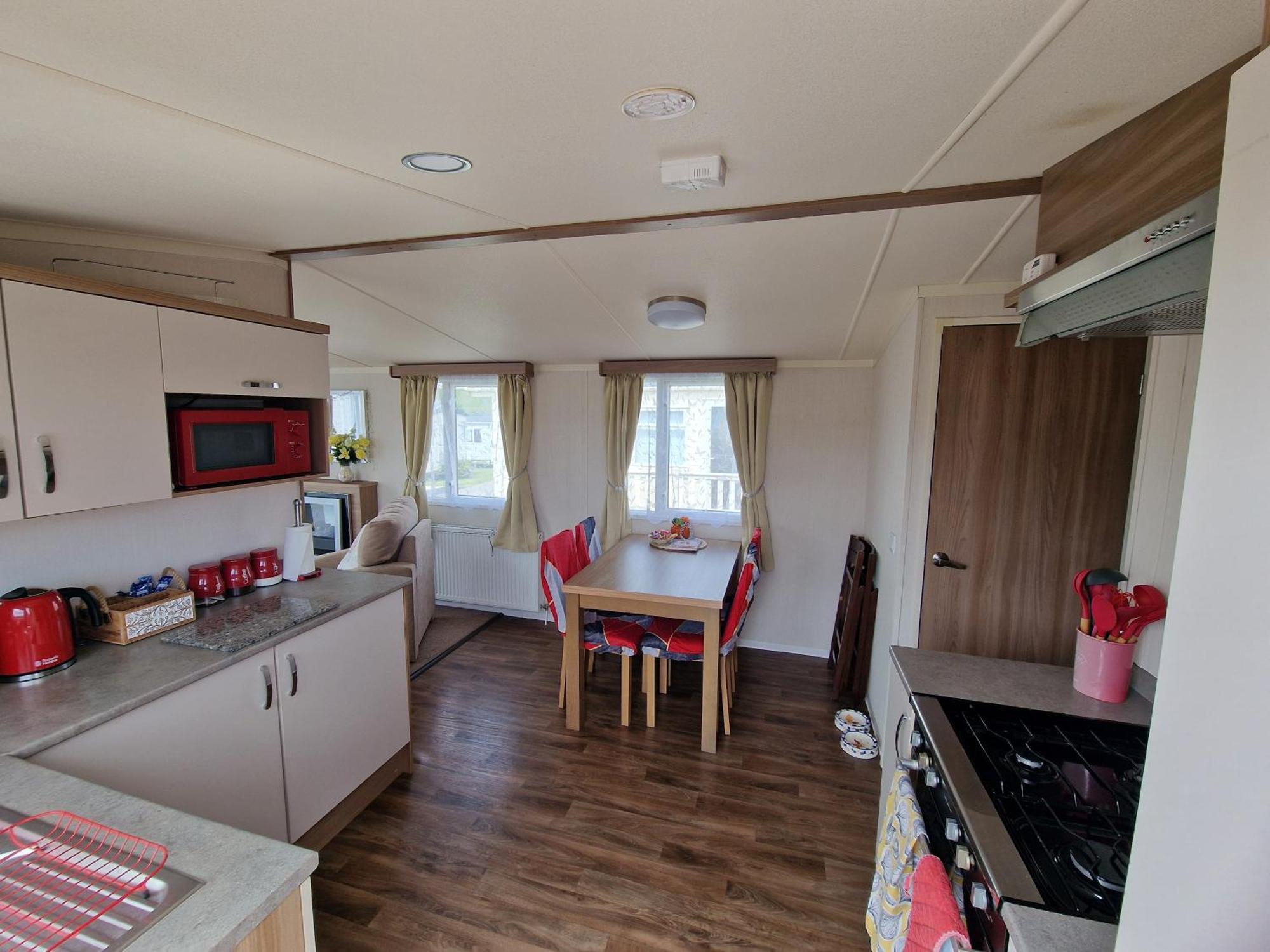Durdlee Door, D27, Main Rd, West Lulworth, Wareham Bh20 5Pu Hotel Exterior photo